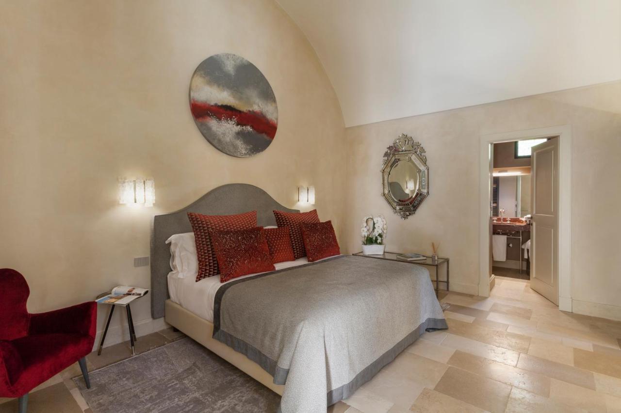 Palazzo Maresgallo Suites & Spa Lecce Buitenkant foto