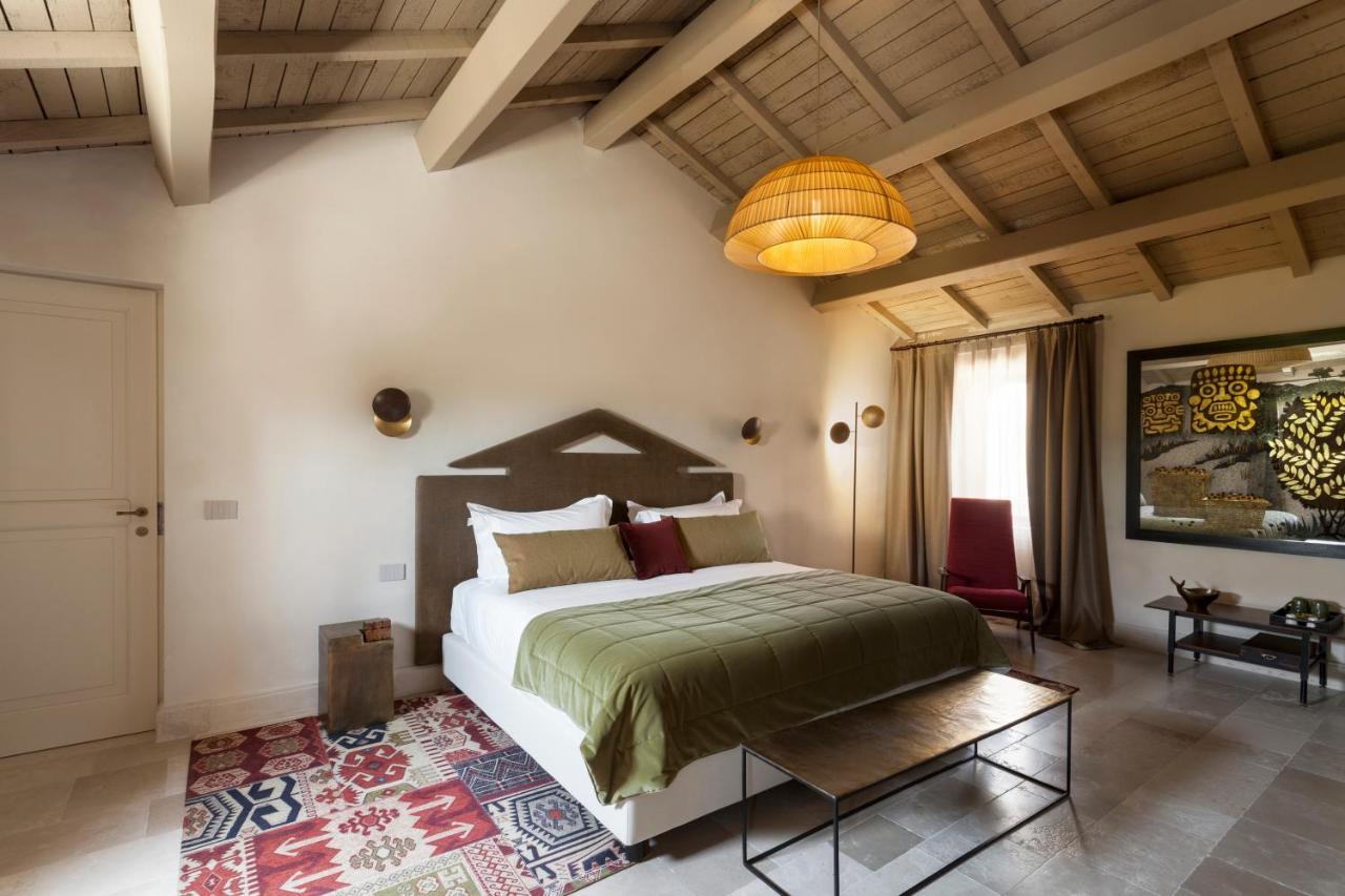 Palazzo Maresgallo Suites & Spa Lecce Buitenkant foto