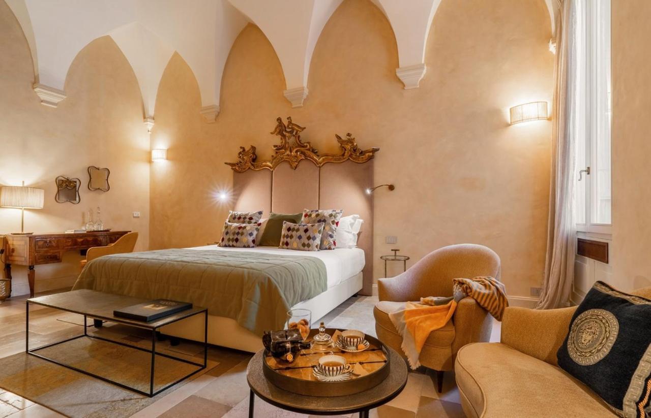 Palazzo Maresgallo Suites & Spa Lecce Buitenkant foto